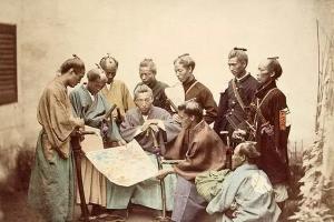 日本的将军原来是这样收拾天皇和诸侯的！